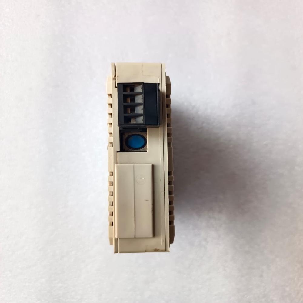 Used Acromag 900en-soo5 Five Port Ethernet Switch 10/100 Mbps Ethernet Switch - Frequency: 50/60 Hertz (Hz)