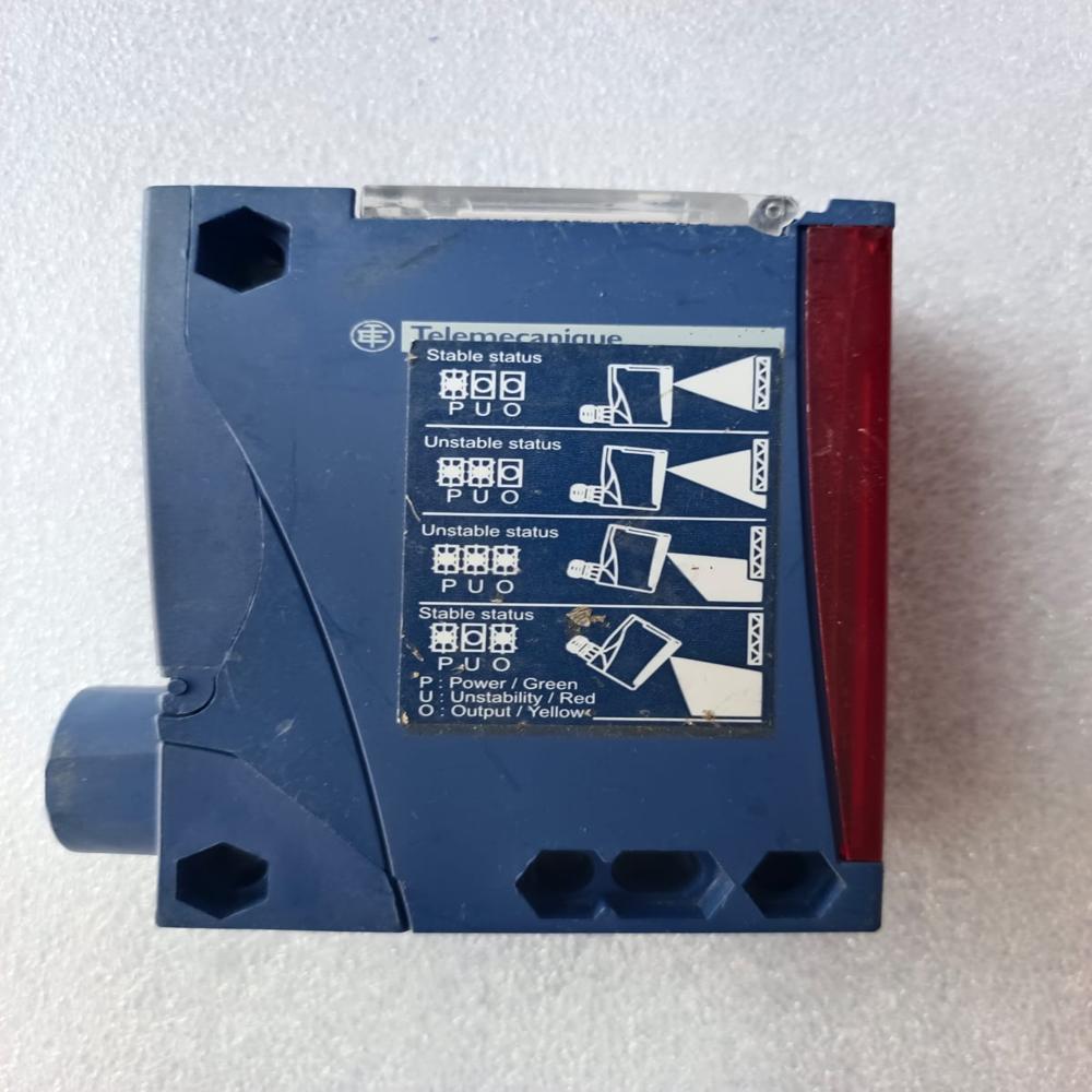 Used Telemecanique Xux9arcnt16 Photoelectric Sensor 24v Dc