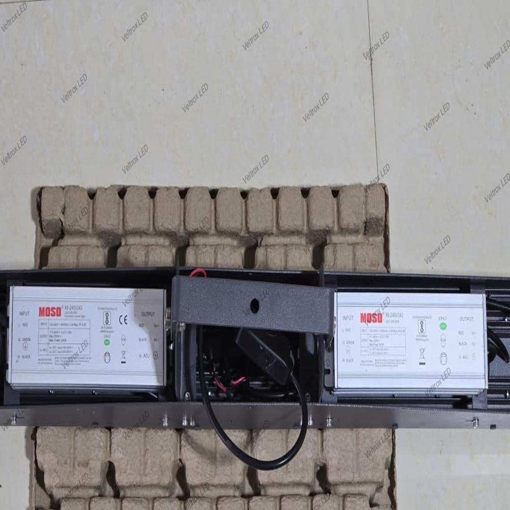 Veltrox 500w Led Linear Flood Light - Application: Indoor Sports Complex