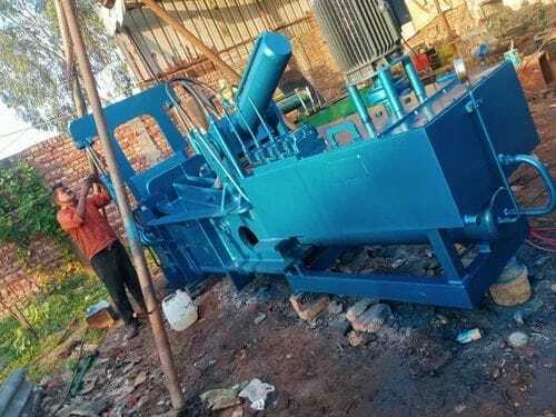 Pet Bottle And Cardboard Hydraulic Press Machine