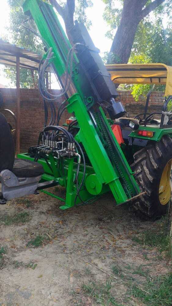 Mbcb Rubber Track Post Piling Machine - Color: Green