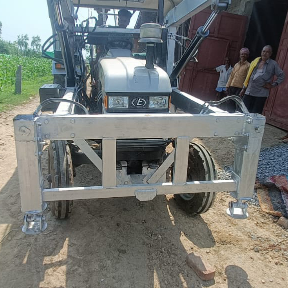 MBCB Tractor Post Piling Machine