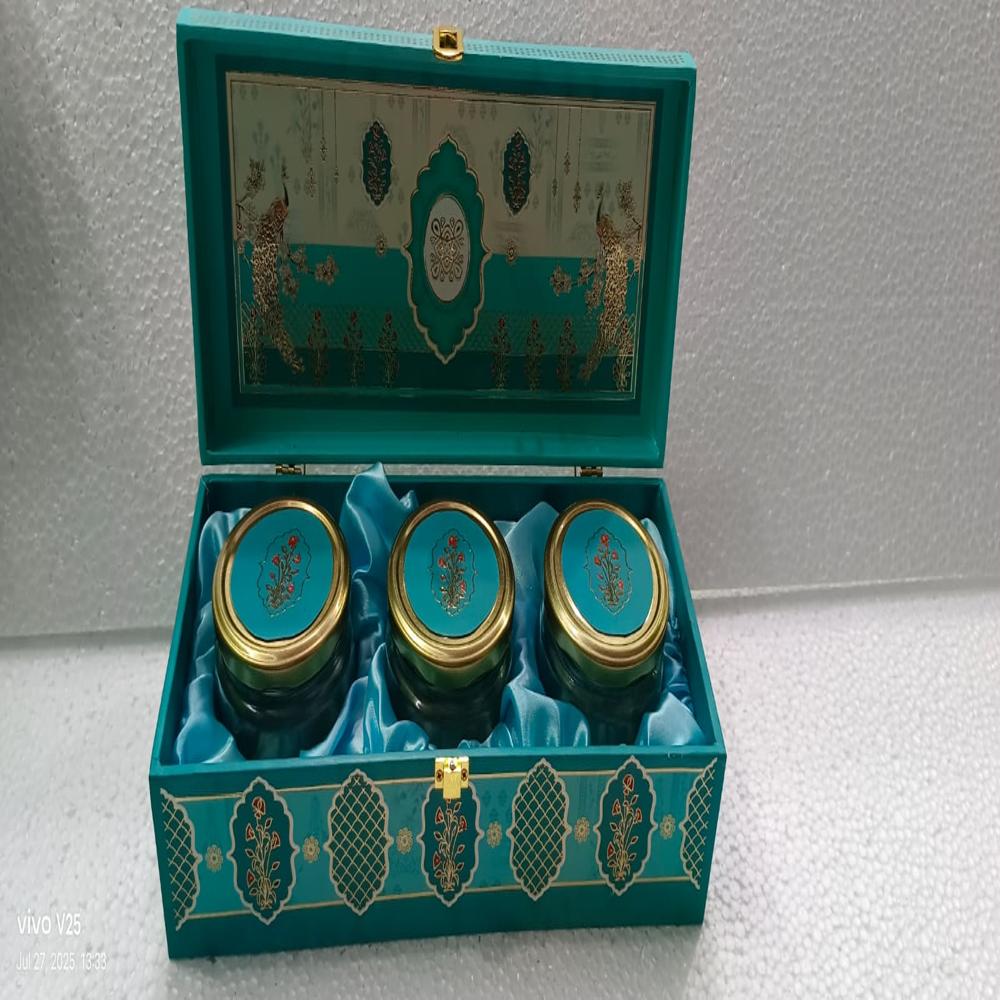Dry Fruit Box - Material: Wood