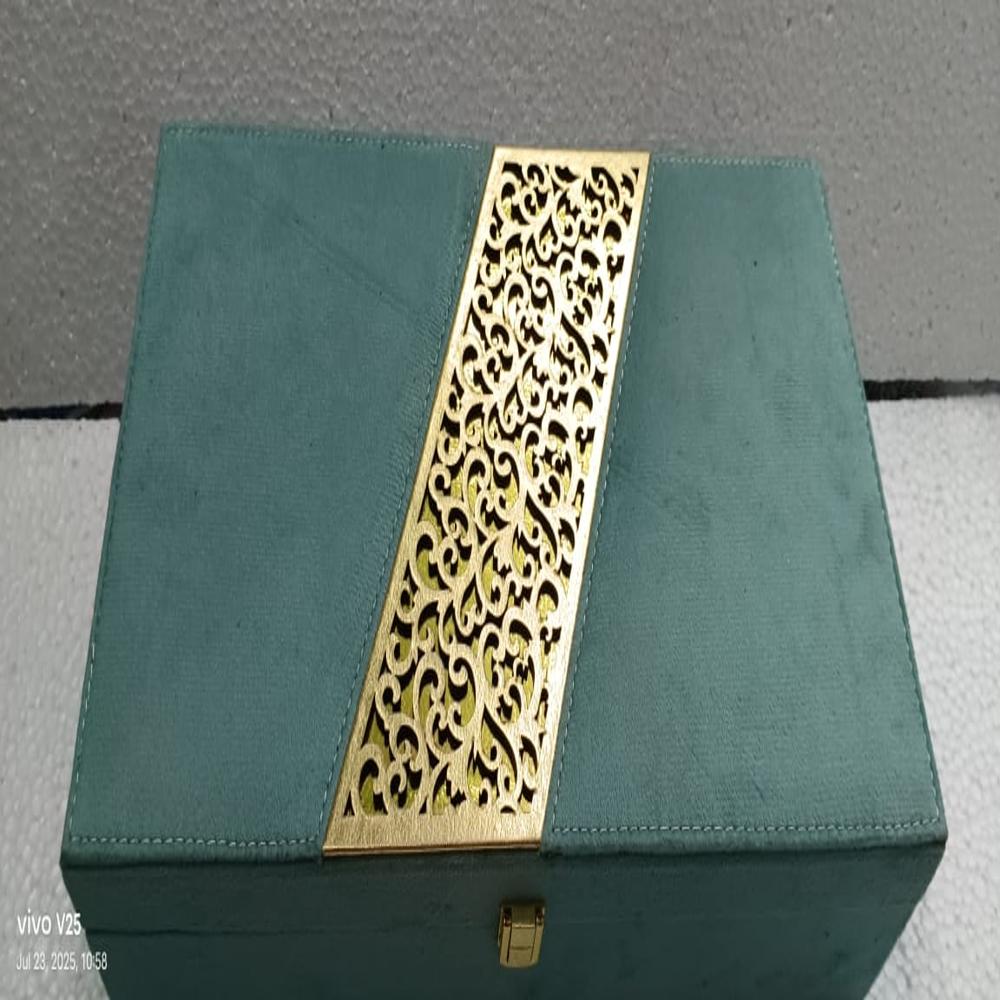 Laser Cutting Dry Fruit Box - Color: Multicolor