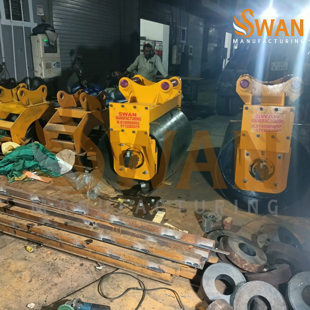Pad Foot Slope Compactor - Capacity: 2-50 Ton
