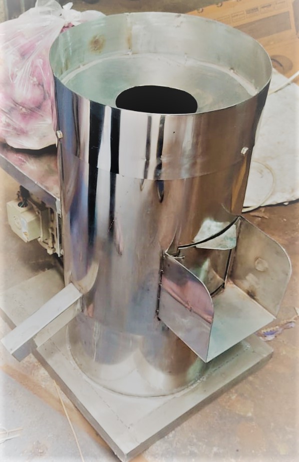 Potato Peeler Machine - Stainless Steel, Commercial Grade Design | Eco Friendly, Non-automatic, Warranty Available