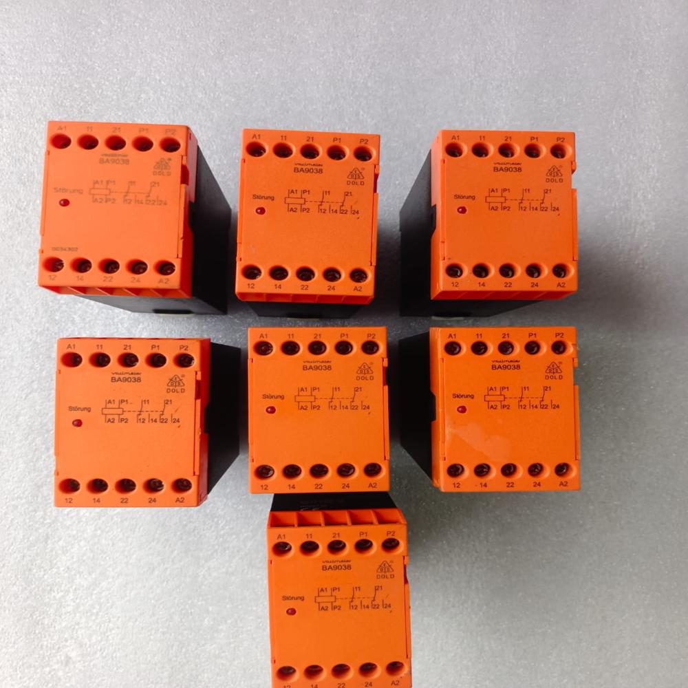 Used E Dold And Sohne Kg Ba9038.12 Thermistor Motor Protection Relay - Frequency: 50/60 Hertz (Hz)