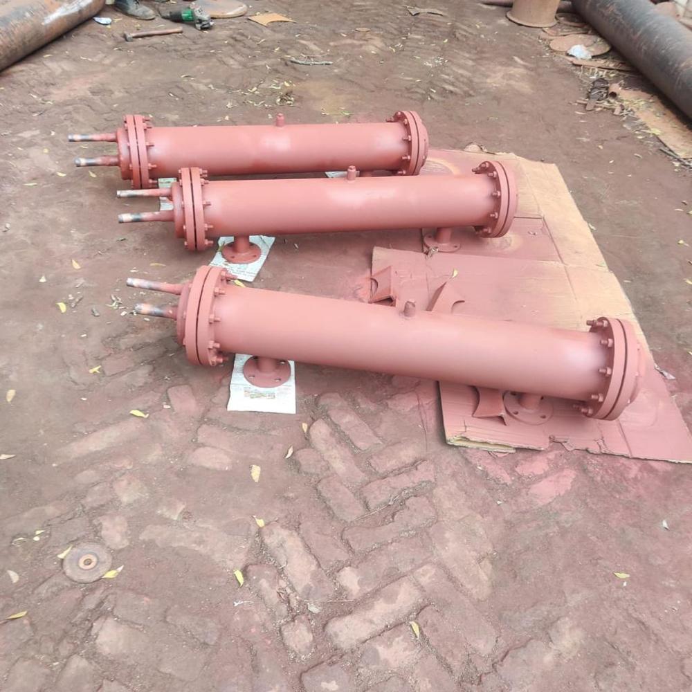 Shell And Tube Heat Exchanger - Color: Silver