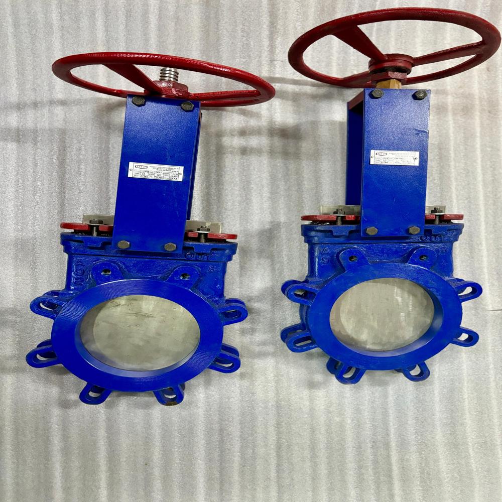 Knife Edge Gate Valve - Color: Blue And Silver
