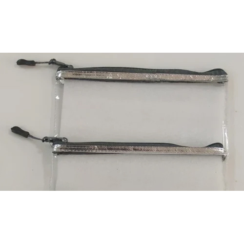 Clr Flat Sada Pouch Bags - Color: Transparent