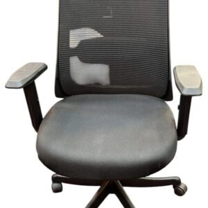 Amaze Medium Back Chair - Color: Black