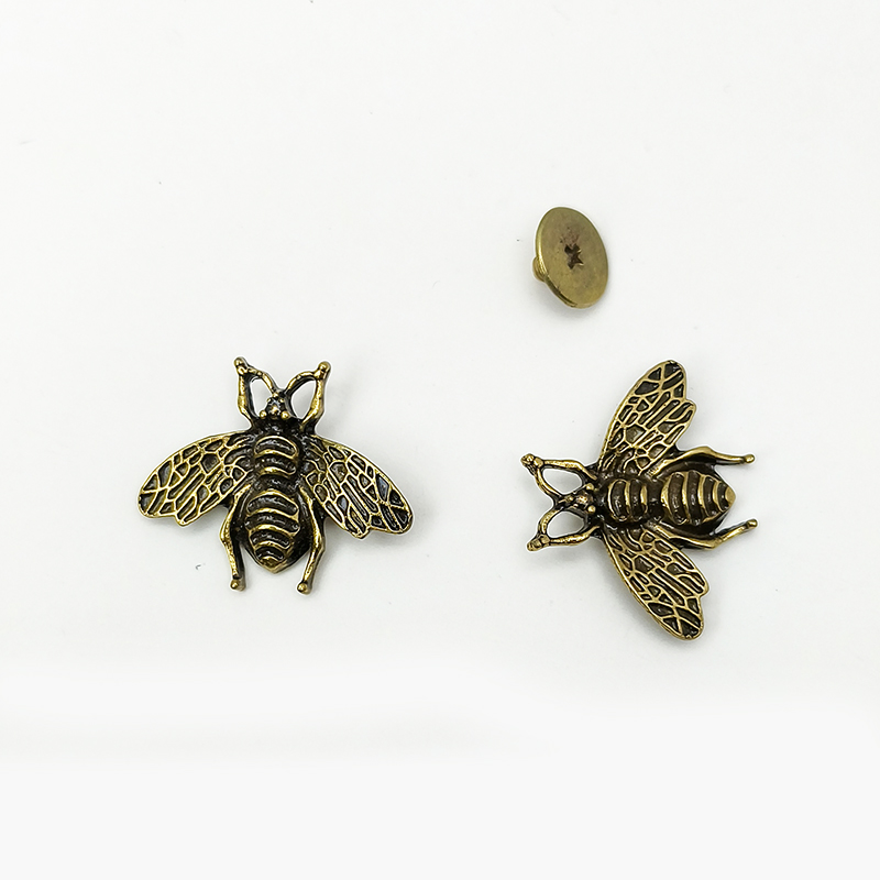 26*22mm Antique Brass Bee Shape Alloy Honeybee Metal Secrw Rivet For Garment Purse Accessories