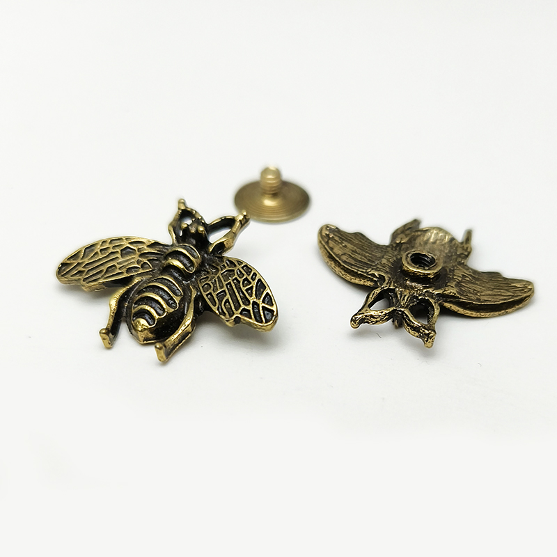 26*22MM Antique Brass Bee Shape Alloy Honeybee Metal Secrw Rivet for Garment Purse Accessories