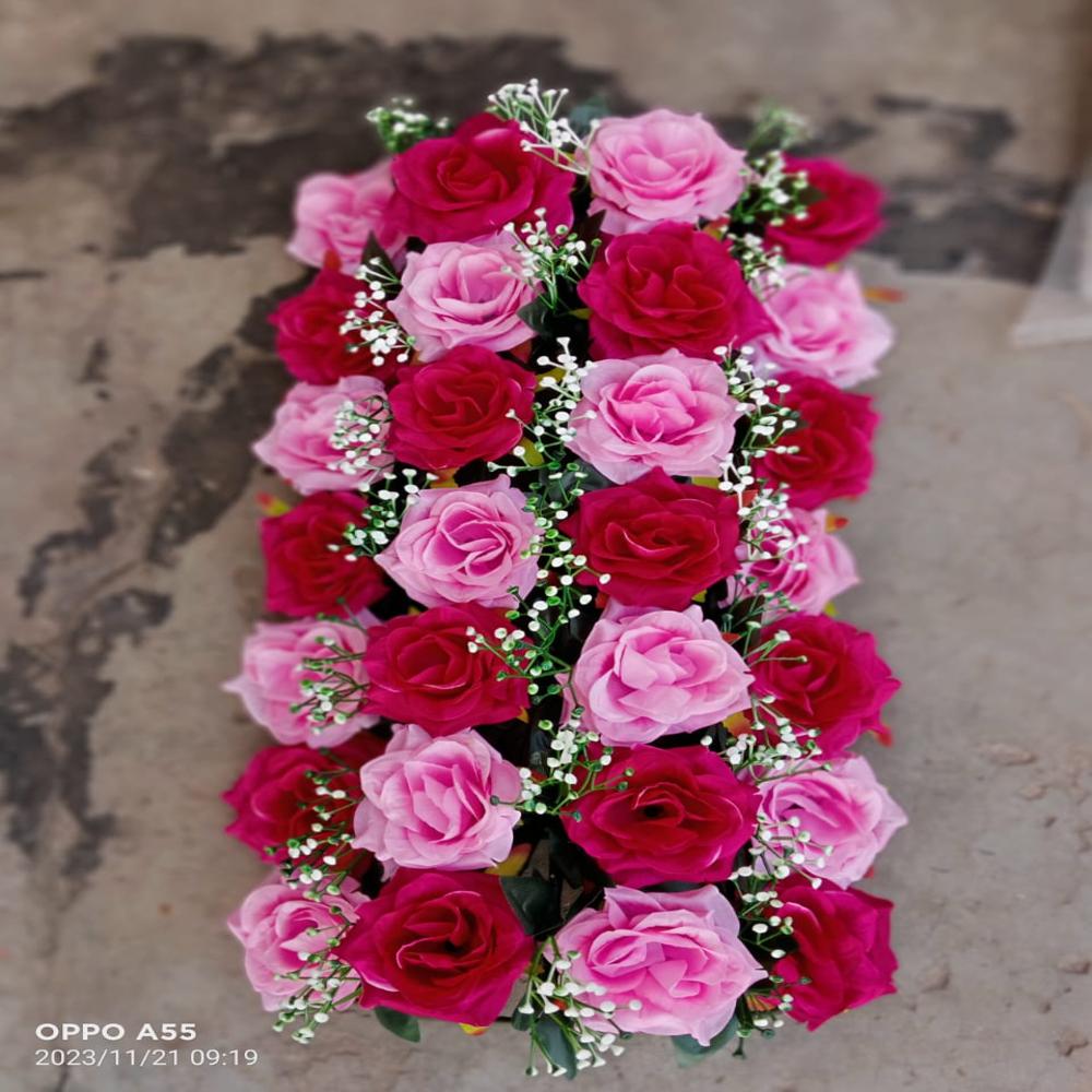 Artificial Flower Pillar - Color: Red And White