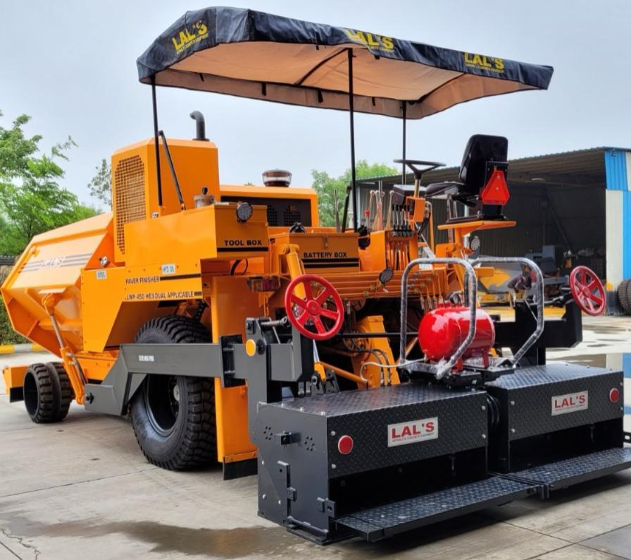 Asphalt Paver Finisher (Mechanical and Sensor)