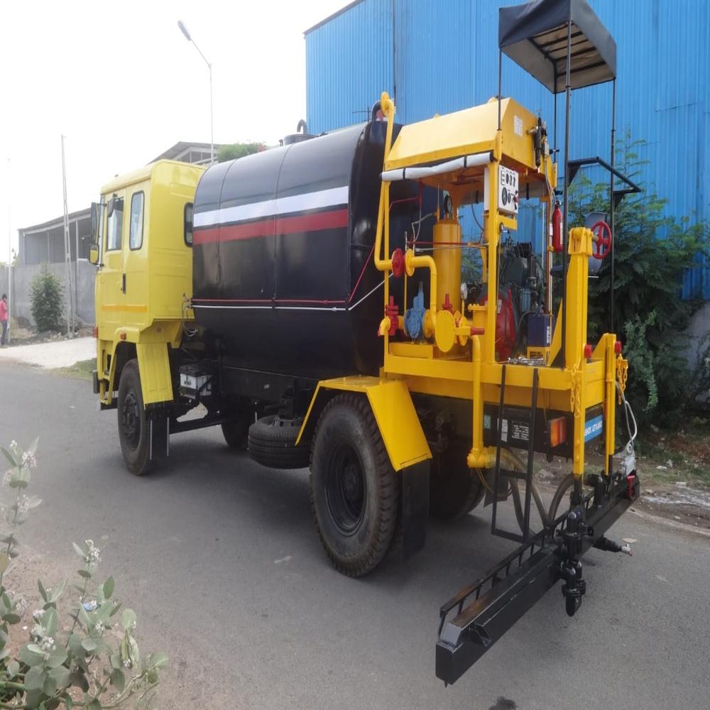 Truck Mounted Bitumen Sprayer