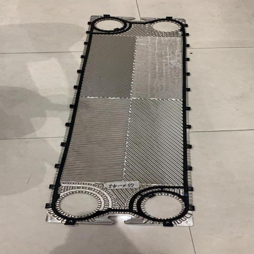 Heat Exchanger Phe Plate - Customized Size, 0.5 Millimeter Thickness, Black & Silver Color | Efficient Heat Transfer For Food Industry
