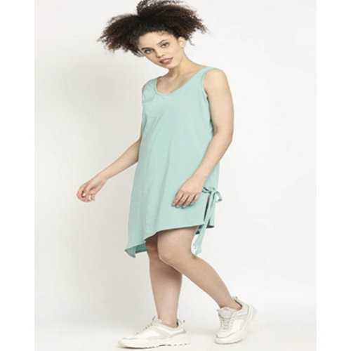 High- low sleeveless dress