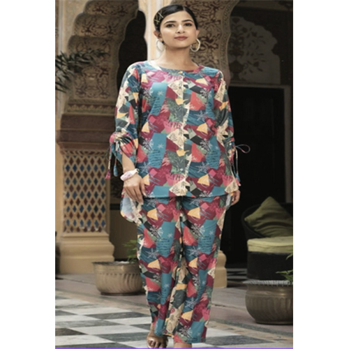 Round neck coord set