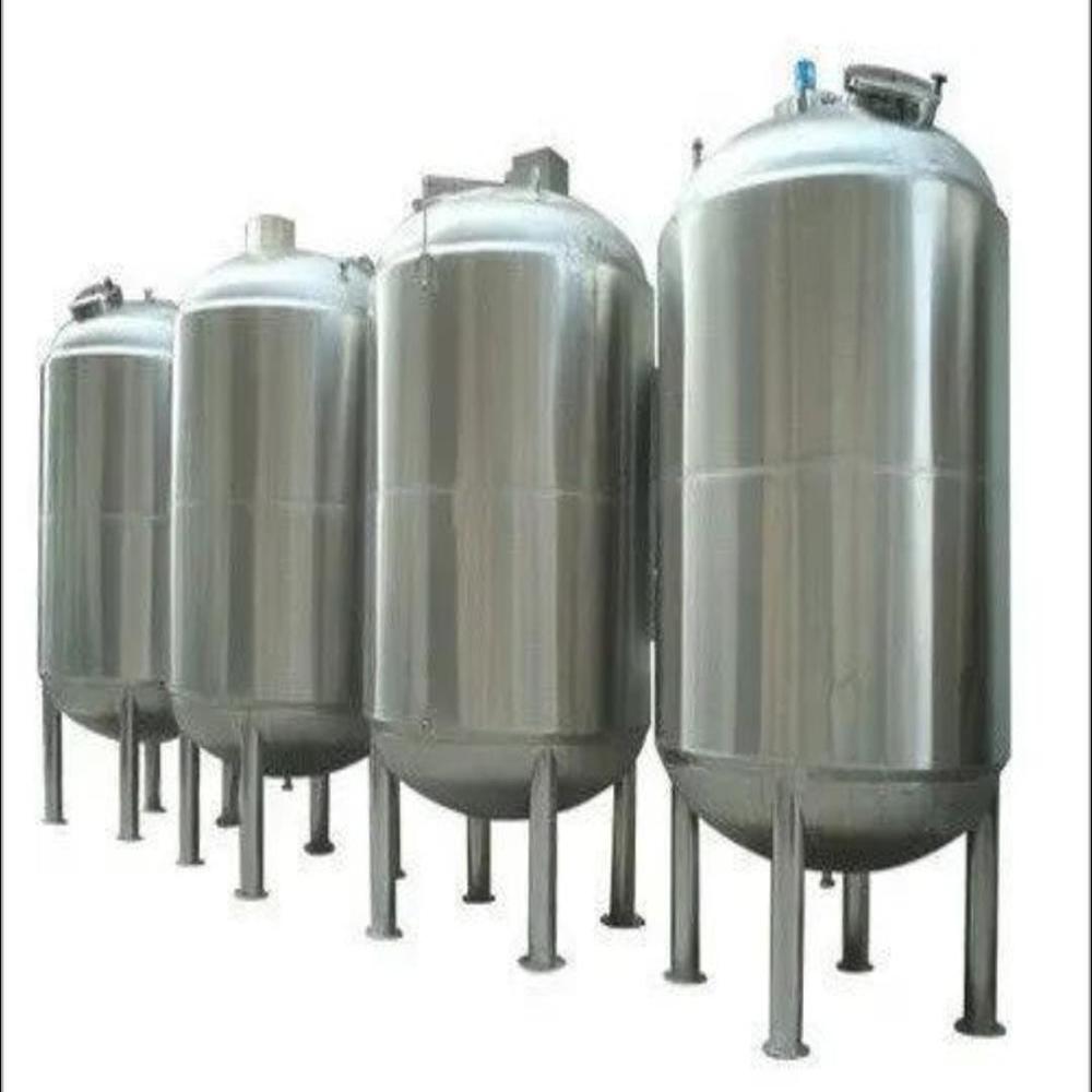 Industrial Storage Tanks Ss Ms - Color: Grey