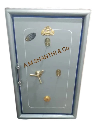 4 Feet Godrej Model Iron Safety Locker For Commercial