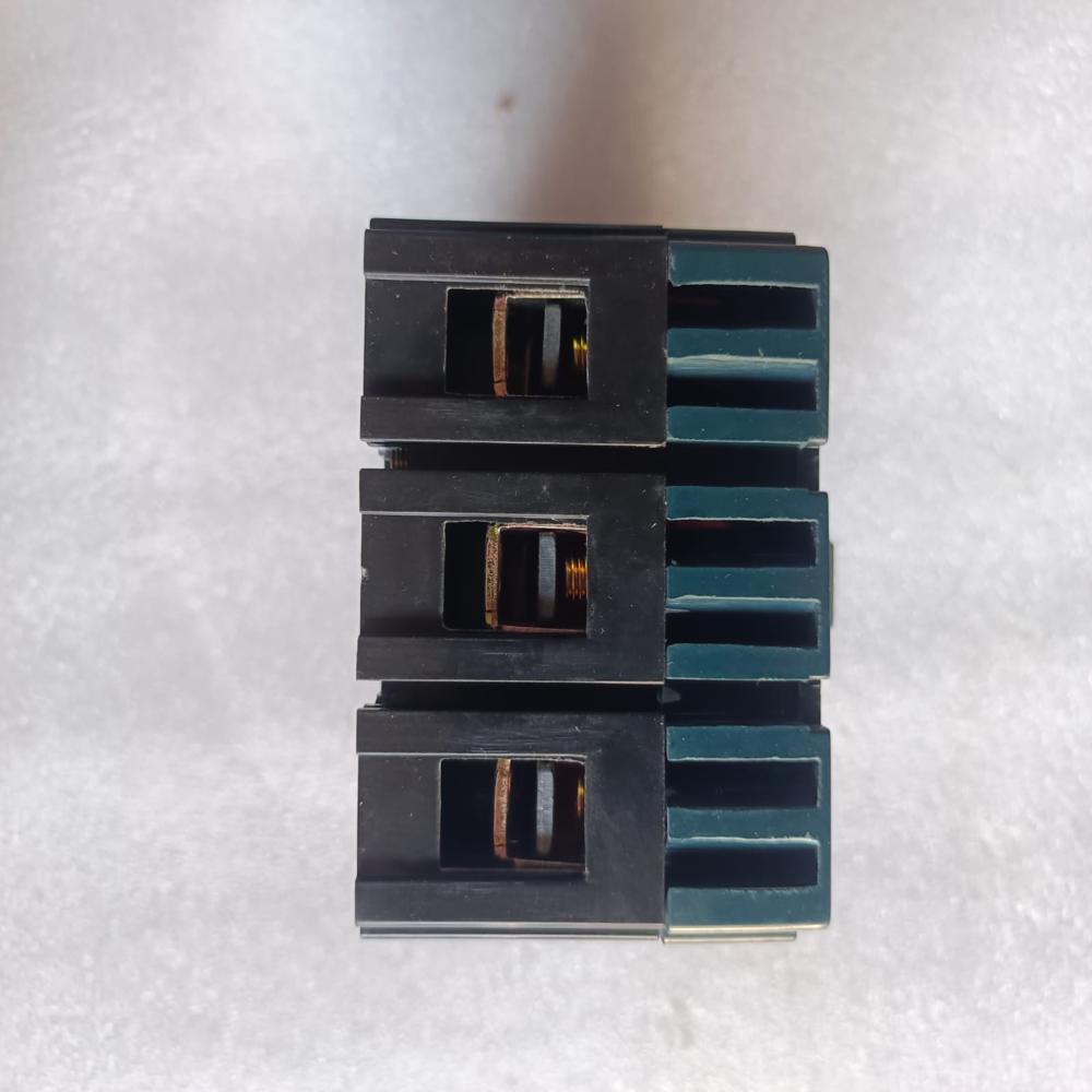 New Siemens 3vt Vt100n 100amp Mccb 3wt9883-4aa38 100a Mccb - Frequency: 50/60 Hertz (Hz)