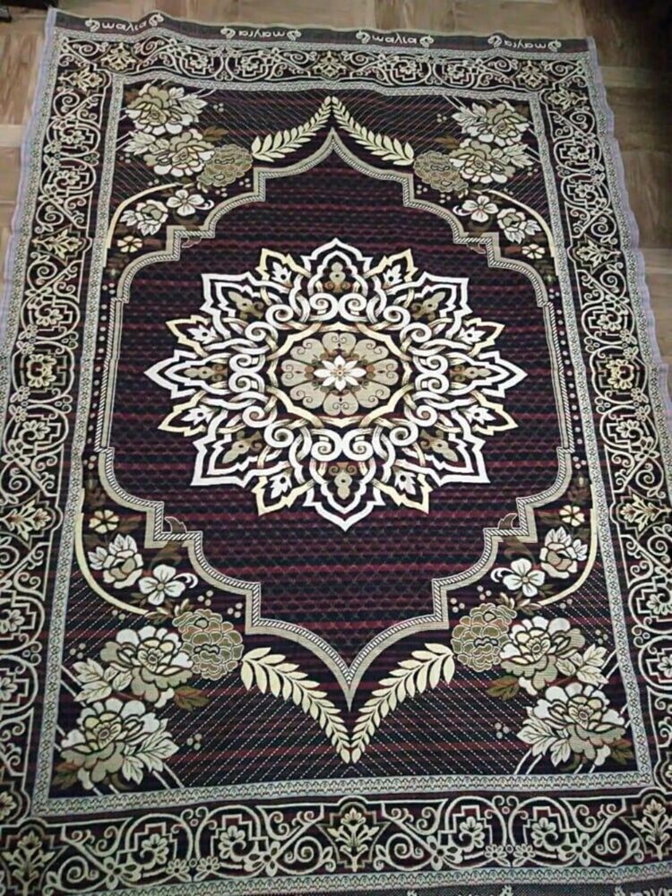 Samraat 60X90 Size Solapur Chaddar - Color: Multicolor