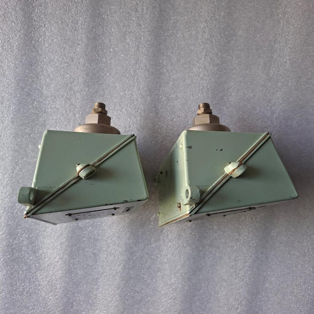 Used Nakakita Seisakusho Type Ns-9-3 Pressure Switch Type Ns-9-3 - Frequency: 50/60 Hertz (Hz)