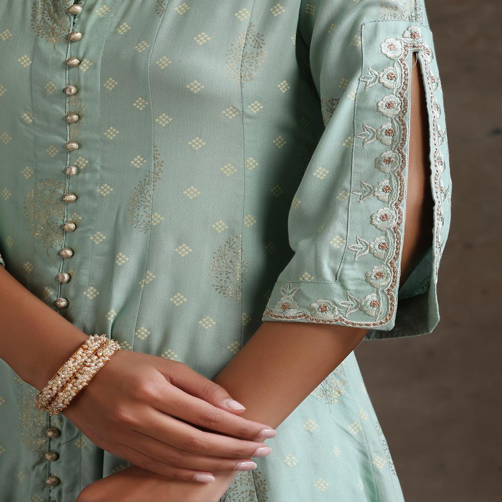 Floral Printed Round Neck Thread Work A-Line Green Kurta With Trousers & Dupatta