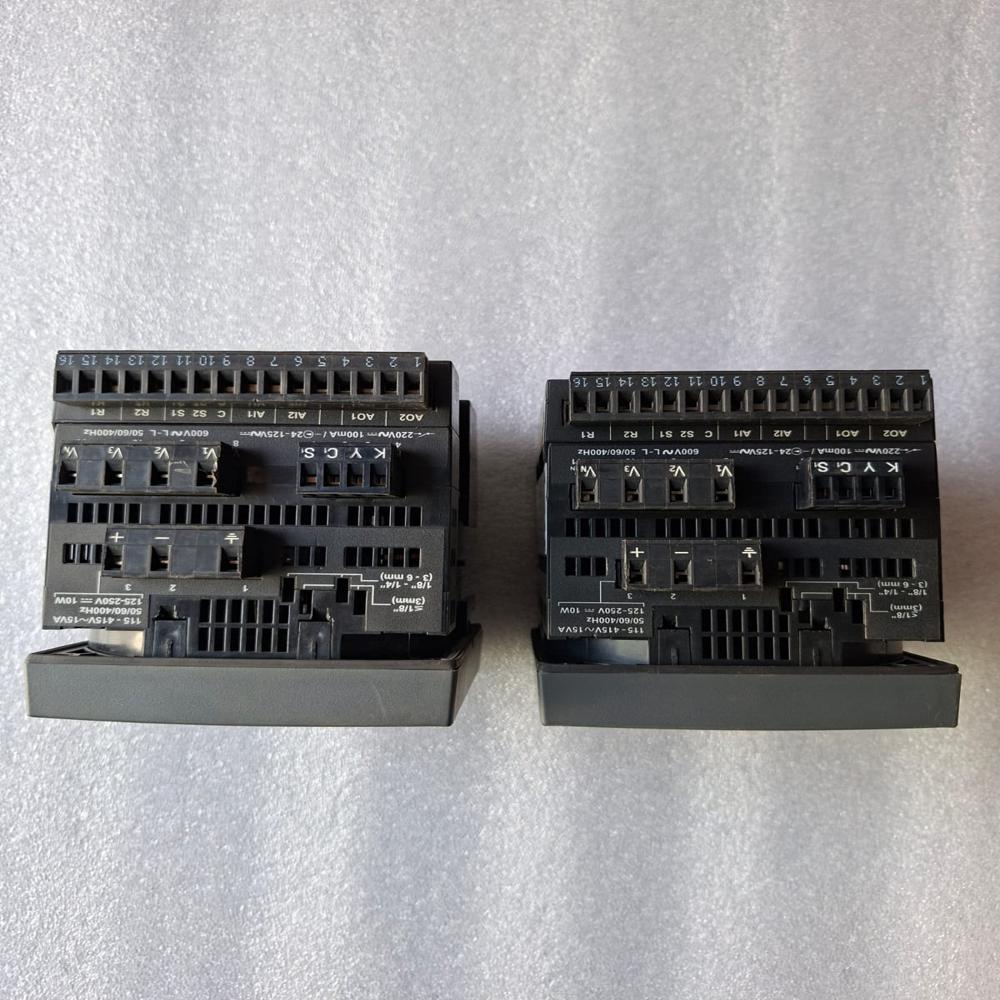 Used Square D Power Logic Pm800 Series Pm820 Power Logic Pm820 - Size: Standard