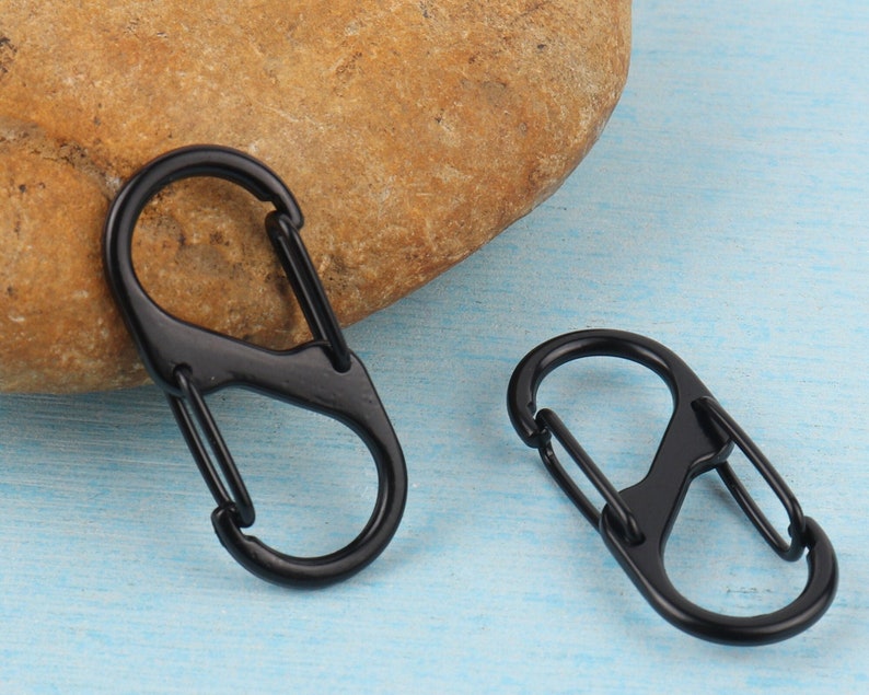 Black Key Carabiner, Small Carabiner, S Carabiner, Mini Carabiner Keyring, S Outdoor Camping Hooks for Camping, Home, Hiking or Travel YF536-20
