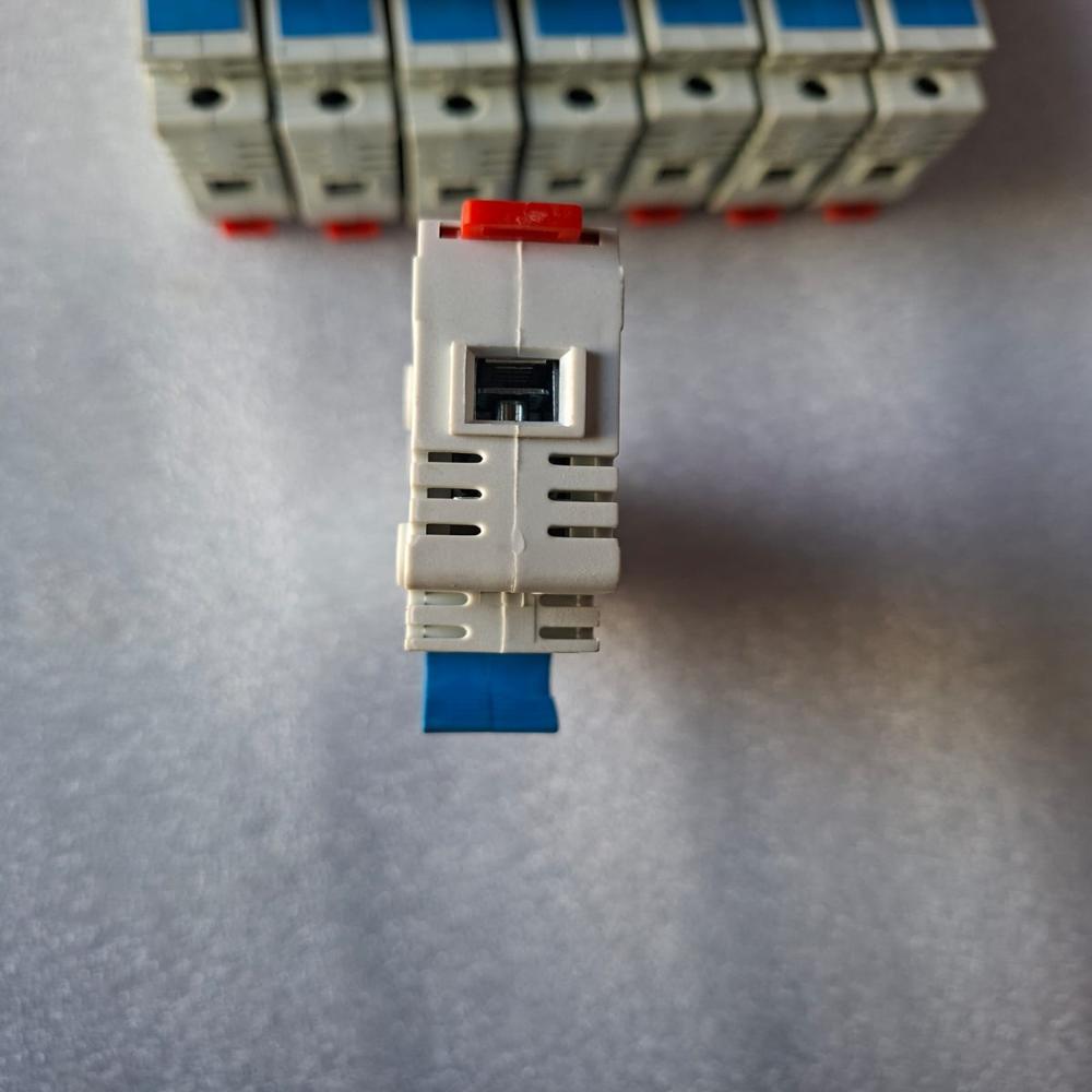 Eaton Series Fuse Holder Chpv15l85 With Fuse Link