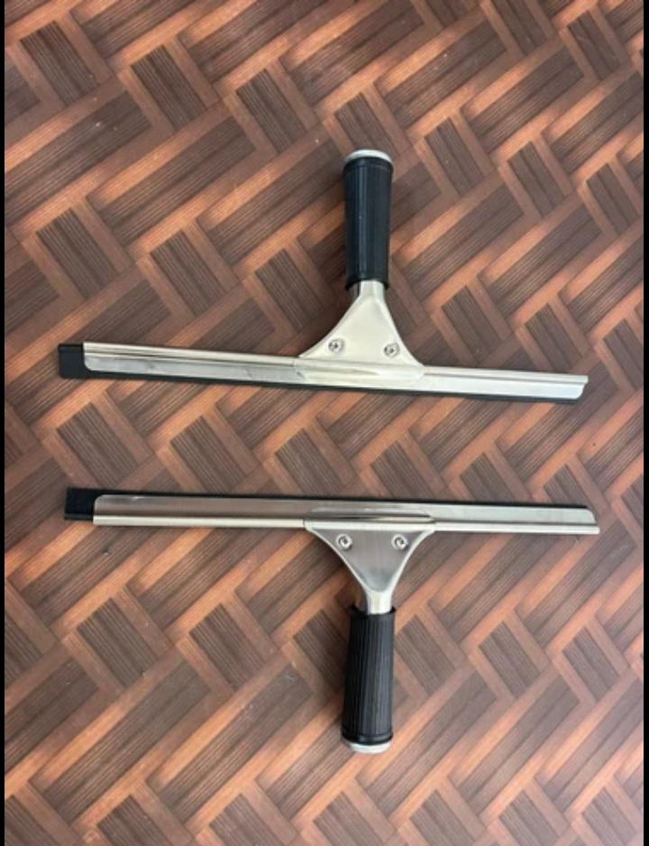 WINDOW SQUEEZE 35 CM