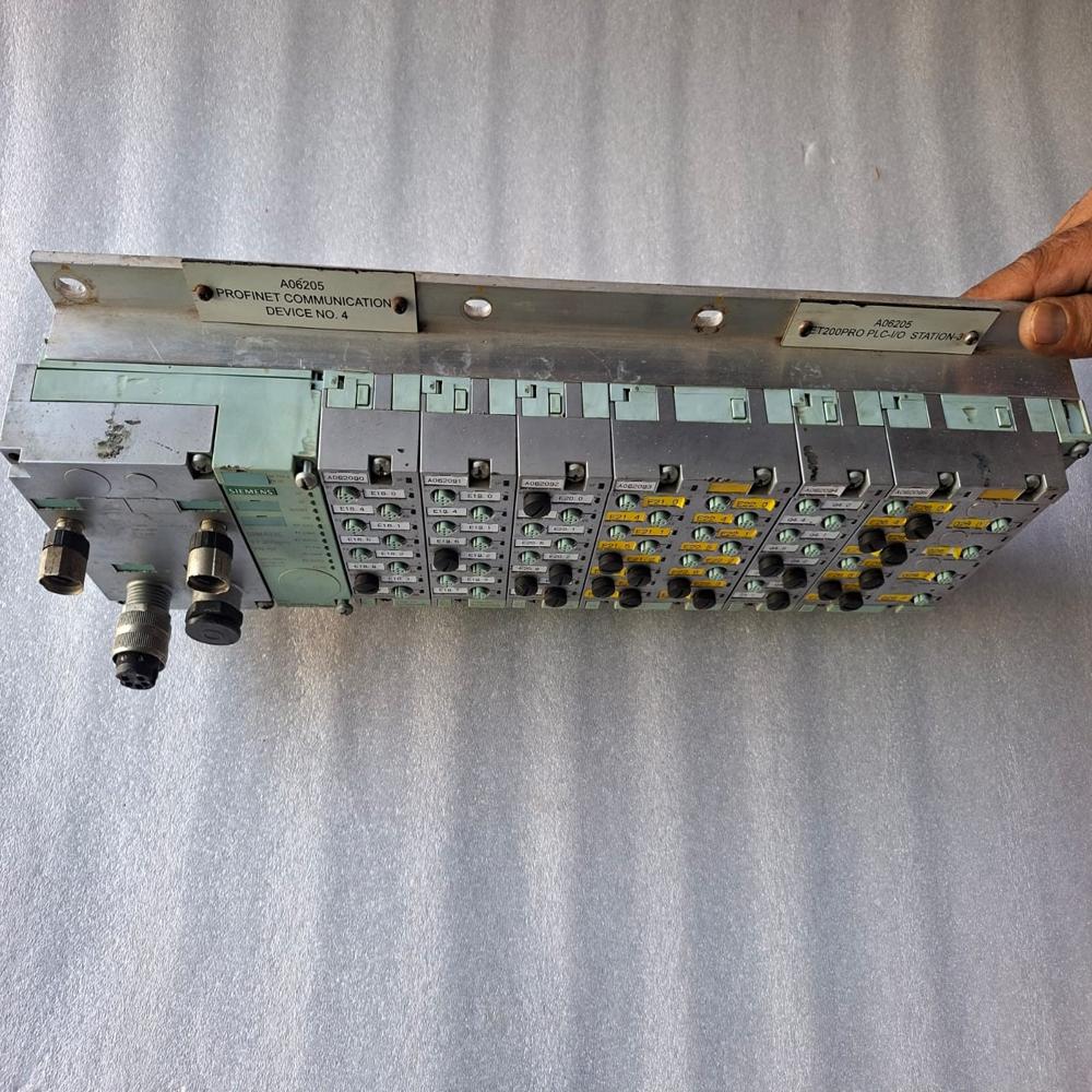 6ES7194-4AJ00-0AA0,6ES7194-4CB00-0AA0 Used Siemens PLC