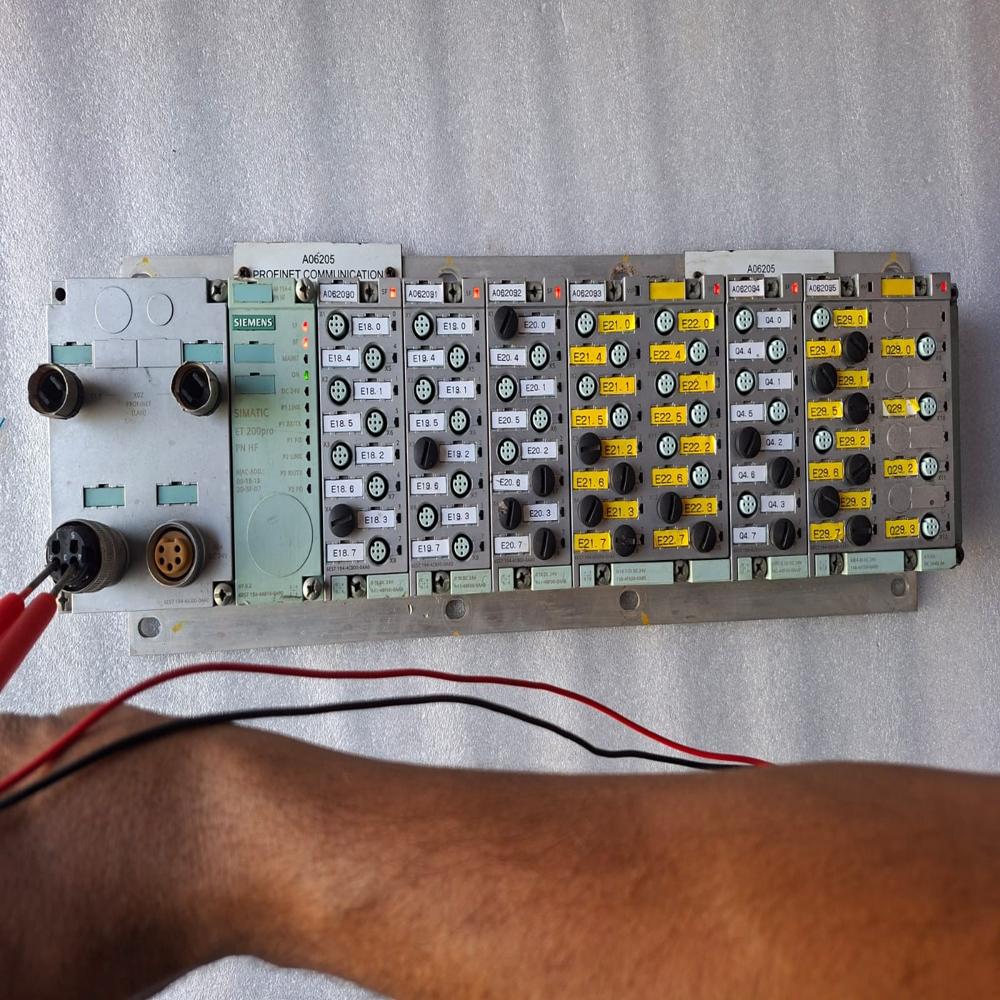 6ES7194-4AJ00-0AA0,6ES7194-4CB00-0AA0 Used Siemens PLC