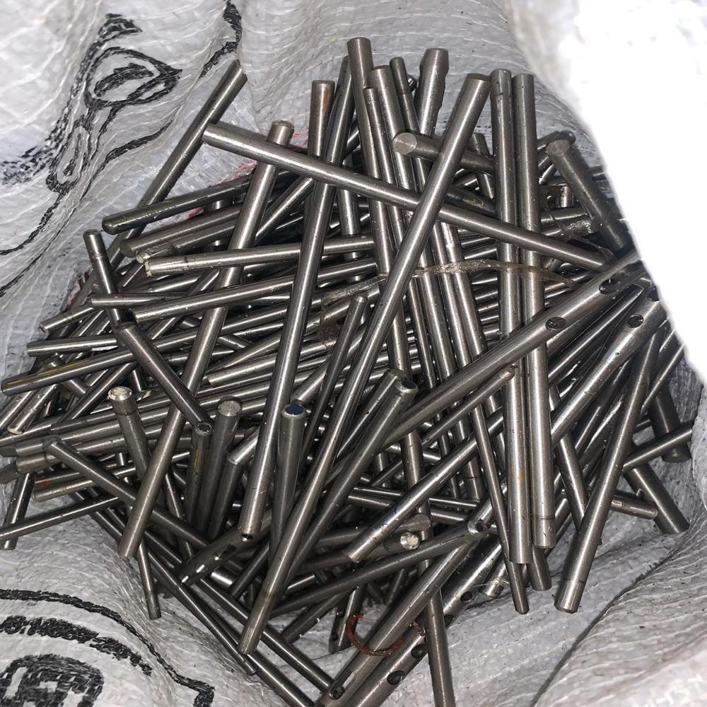 Round Filler Wire Scrap Titanium - Color: Silver Gray & Metallic