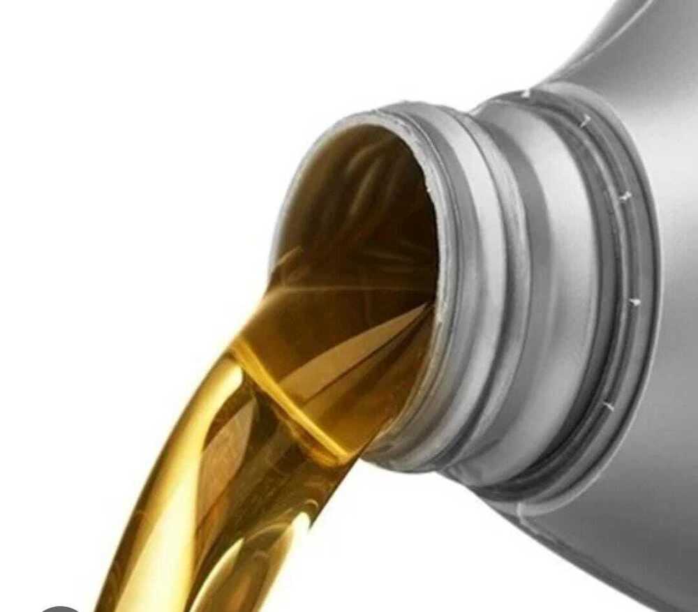 Refined Lubricating Oil - Color: Light Yellow