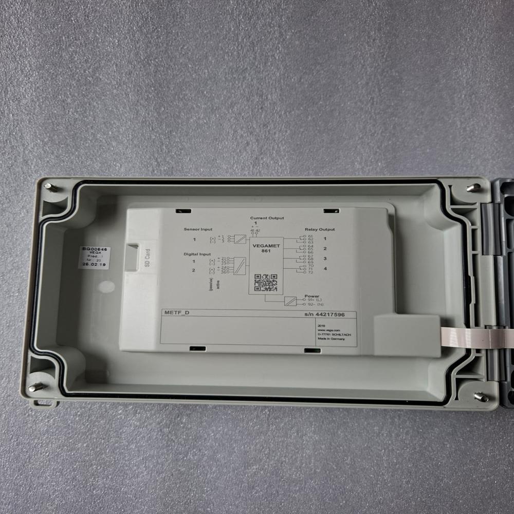 Used Vega Vegamet 861 Vega Leval Flow Vegamet 861 Controller - Application: Industrial Marine