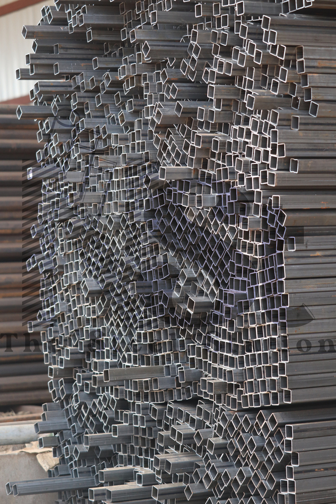 Square Pipes-square Hollow Sections (Shs) - Features: High Quality