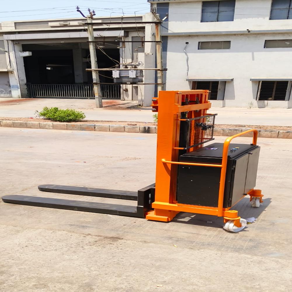 4 Ton Mild Steel Battery Operated Hydraulic Stacker - Feature: Corrosion Resistance