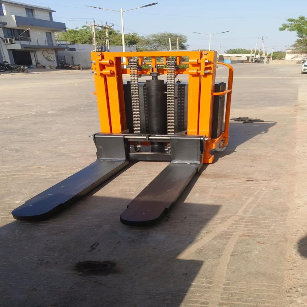 4 Ton Mild Steel Battery Operated Hydraulic Stacker - Feature: Corrosion Resistance