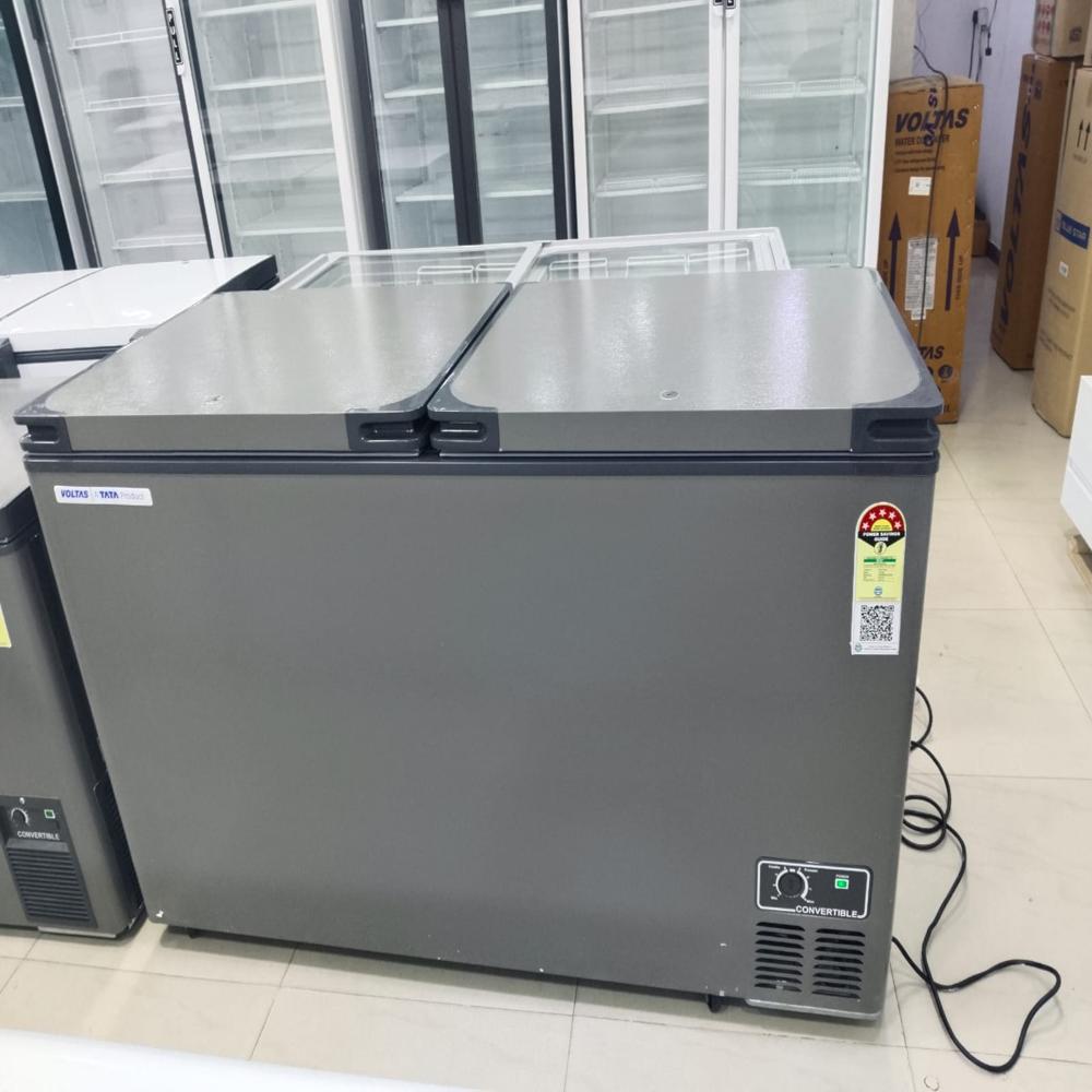 Voltas Deep Freezer Cvf460da5 - Capacity: 450 Ltr