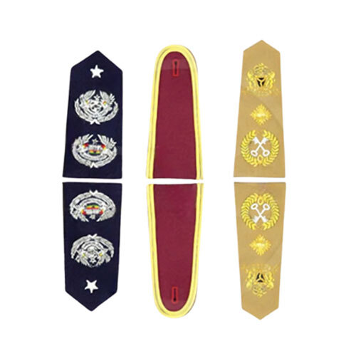 Shoulder Board