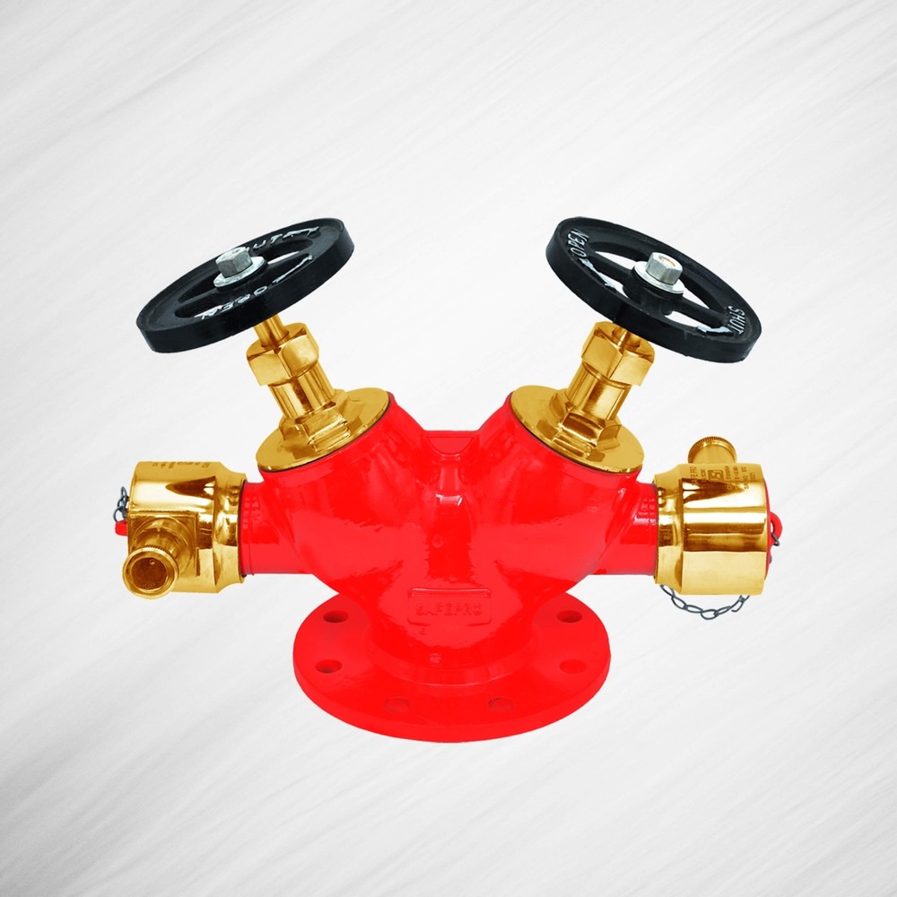 Double Outlet Landing Valve - Color: Red
