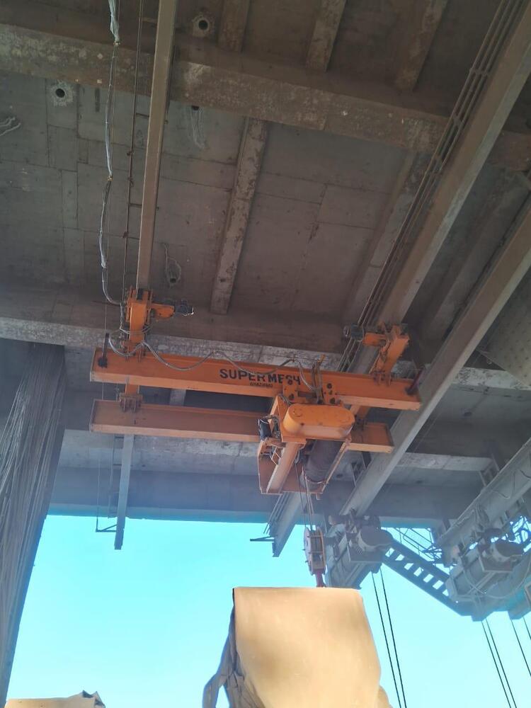 Underslung Crane - Application: Industrial
