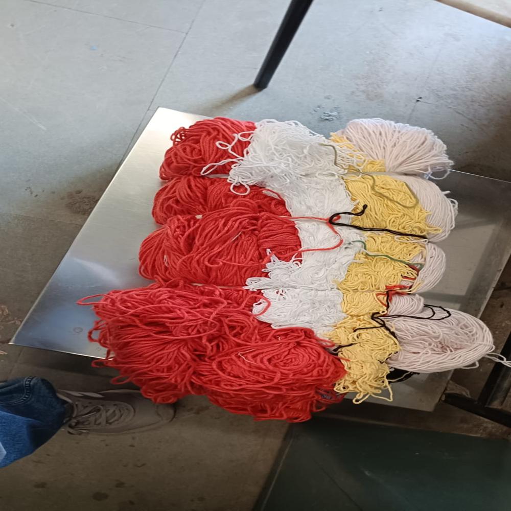 Mop Yarn - Attributes: Washable