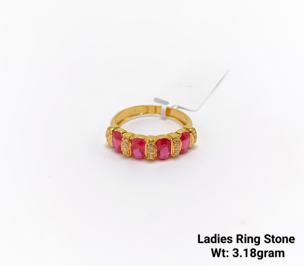 92 New Design Gold Ladies Ring Stone