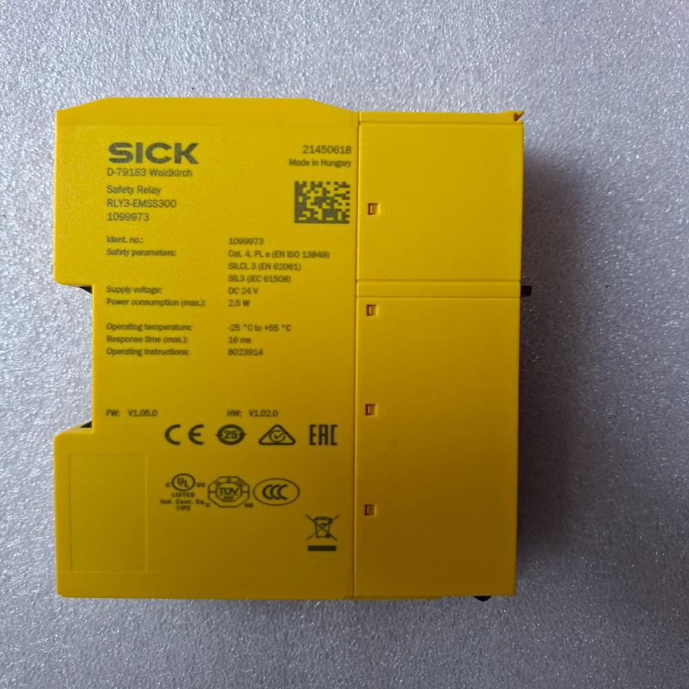 Sick Rly3-emss300 Safety Relay Sick Rly3-emss300 D-79183 Waldkirch - Frequency: 220/440 Hertz (Hz)