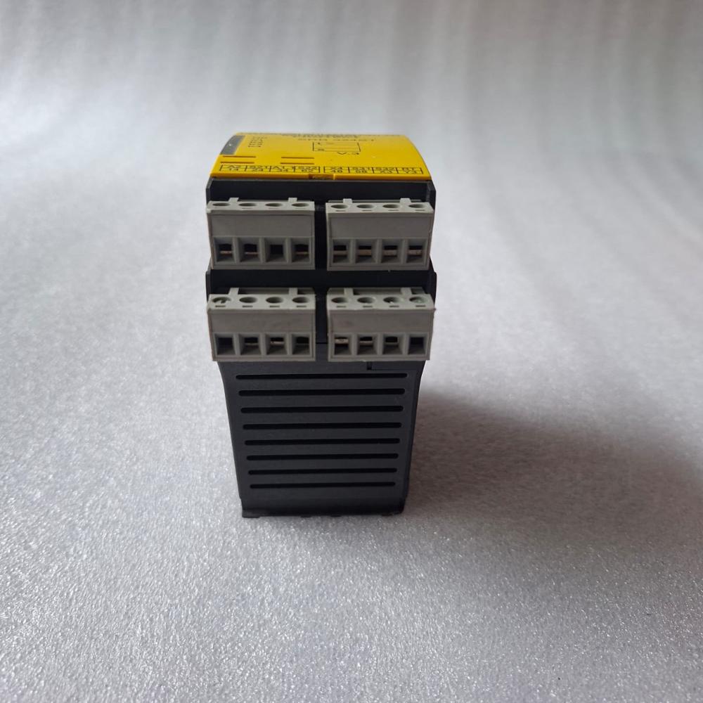 SCHMERSAL PROTECT SRB 324ST-24V-(V.3) SAFETY RELAY SRB3245ST-24V