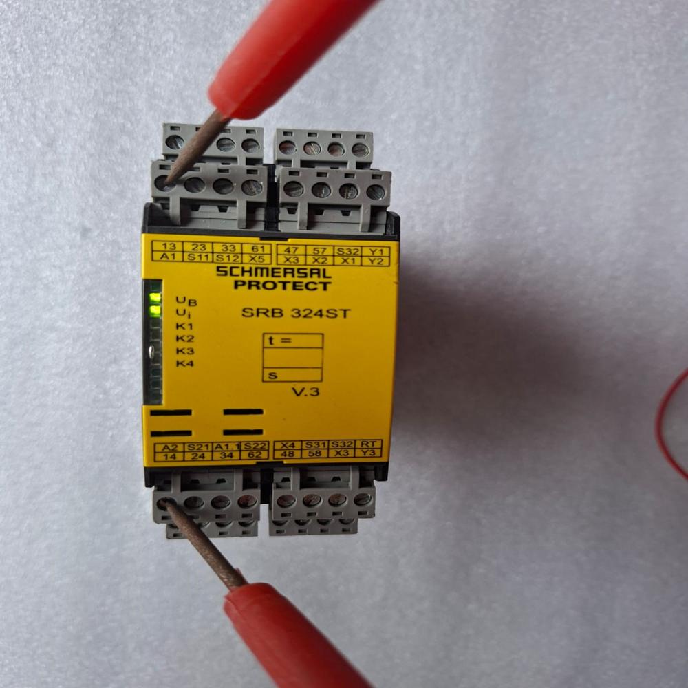 SCHMERSAL PROTECT SRB 324ST-24V-(V.3) SAFETY RELAY SRB3245ST-24V